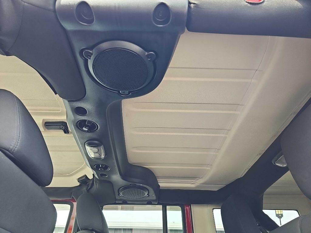 Jeep Wrangler Unlimited 4WD 4dr Sport 2011