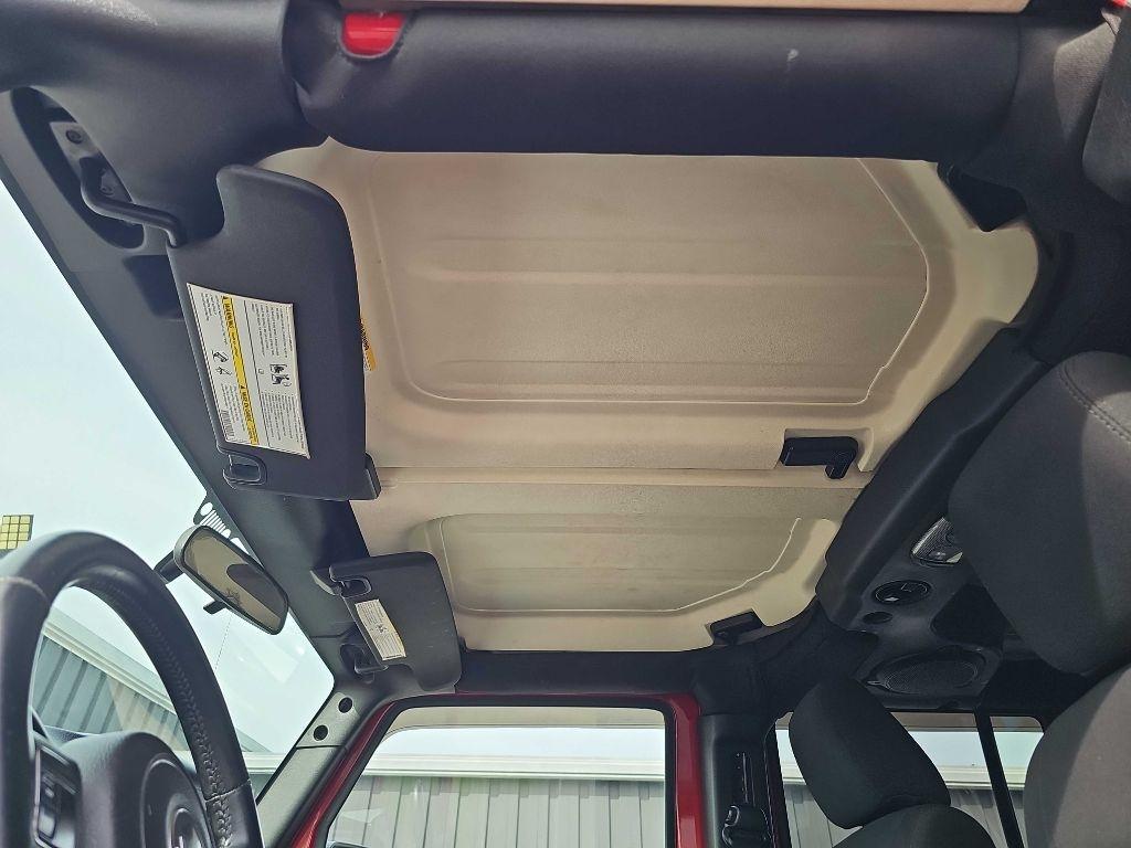 Jeep Wrangler Unlimited 4WD 4dr Sport 2011