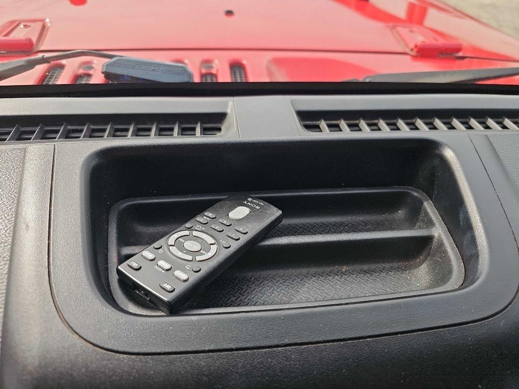 Jeep Wrangler Unlimited 4WD 4dr Sport 2011