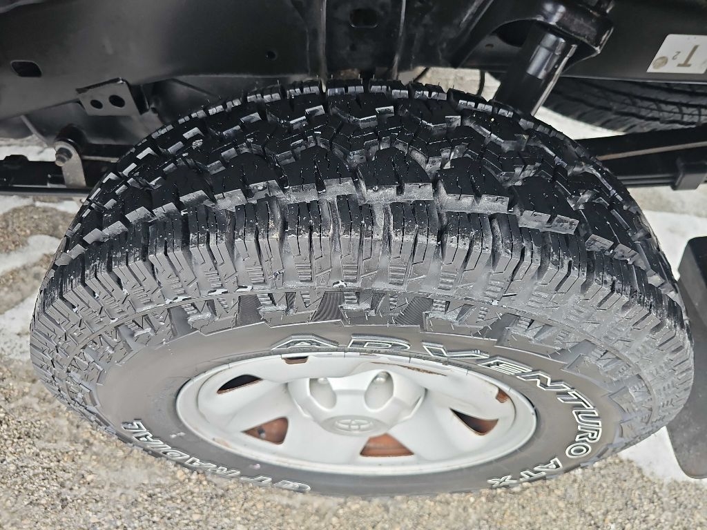 Toyota Tacoma 2WD Access Cab I4 AT PreRunner (Natl) 2015