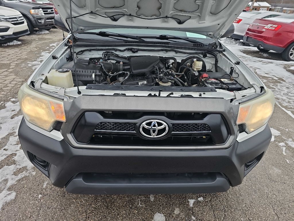 Toyota Tacoma 2WD Access Cab I4 AT PreRunner (Natl) 2015