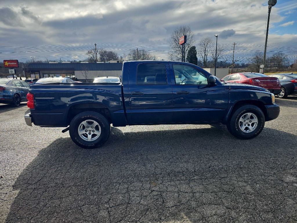 Dodge Dakota 4dr Quad Cab 131 4WD SLT 2006