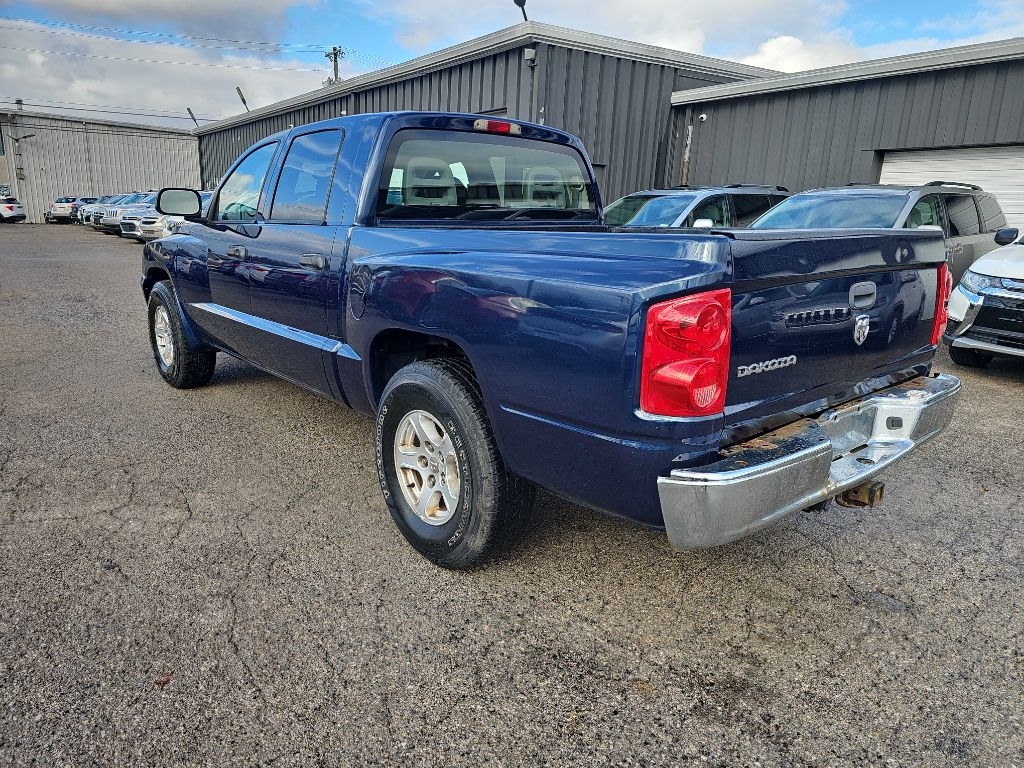 Dodge Dakota 4dr Quad Cab 131 4WD SLT 2006