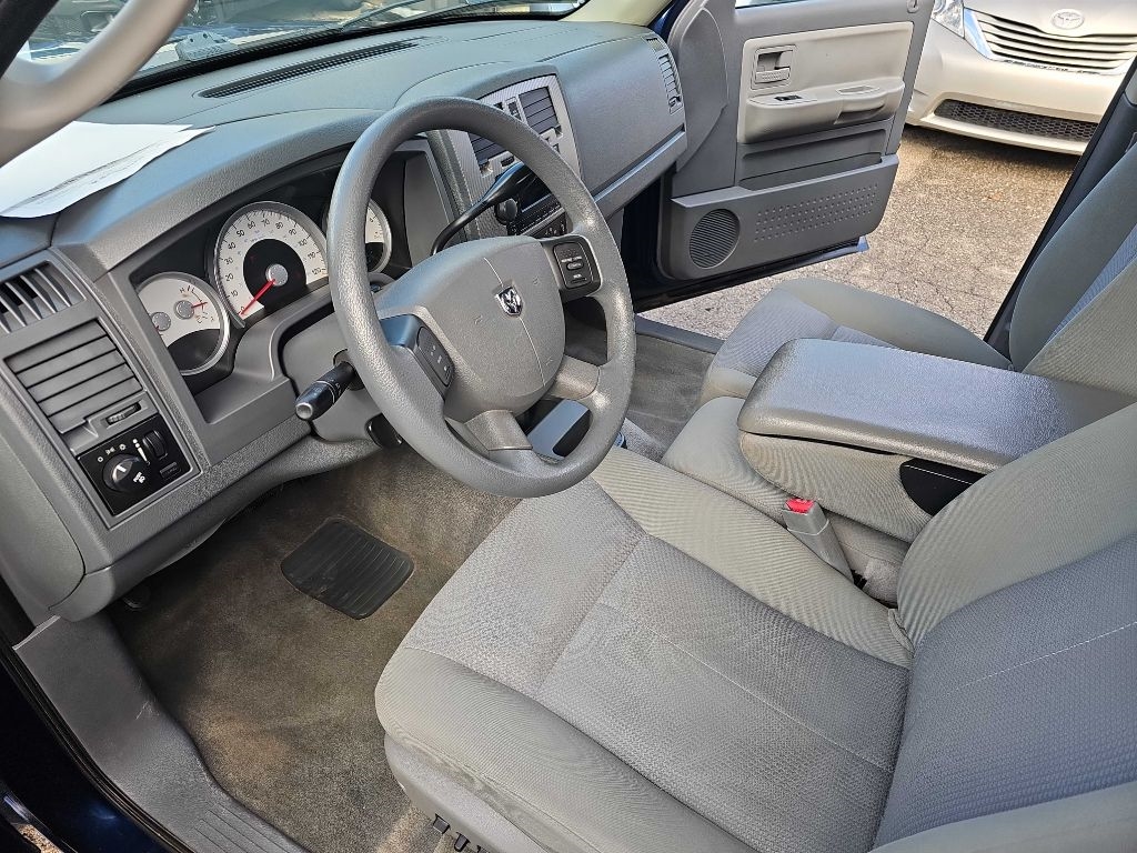 Dodge Dakota 4dr Quad Cab 131 4WD SLT 2006