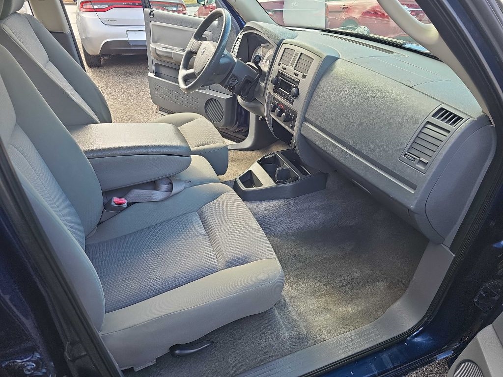 Dodge Dakota 4dr Quad Cab 131 4WD SLT 2006