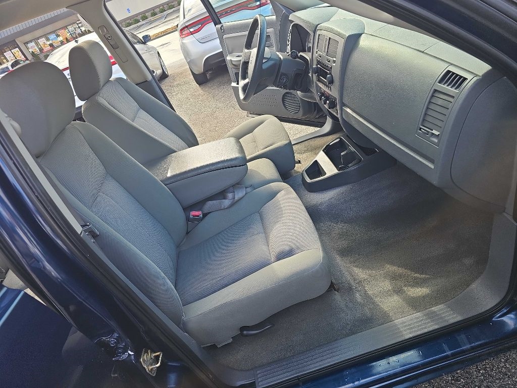 Dodge Dakota 4dr Quad Cab 131 4WD SLT 2006