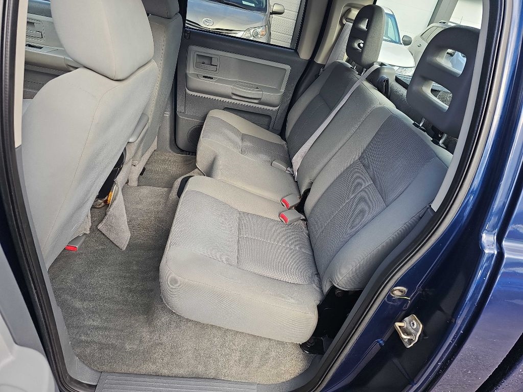 Dodge Dakota 4dr Quad Cab 131 4WD SLT 2006