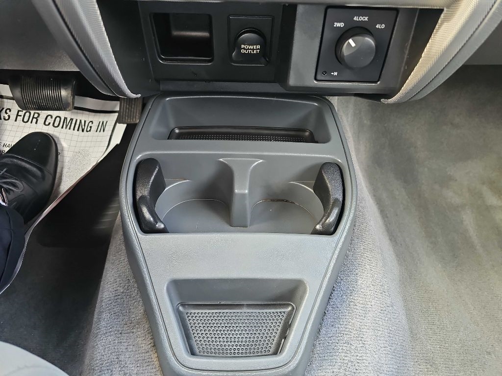 Dodge Dakota 4dr Quad Cab 131 4WD SLT 2006