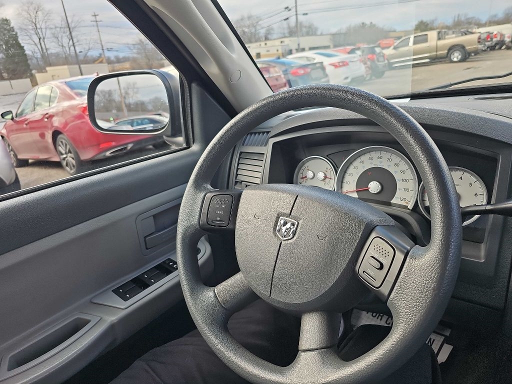 Dodge Dakota 4dr Quad Cab 131 4WD SLT 2006