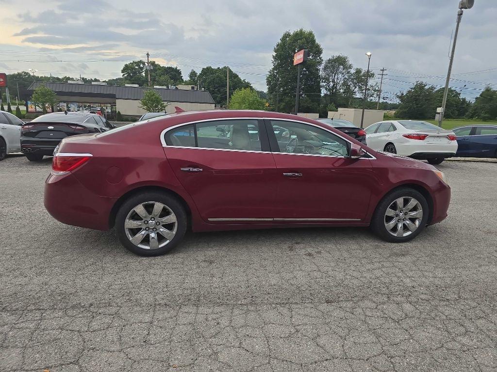 Buick LaCrosse 4dr Sdn CXL FWD 2011