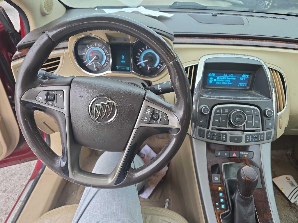 Buick LaCrosse 4dr Sdn CXL FWD 2011