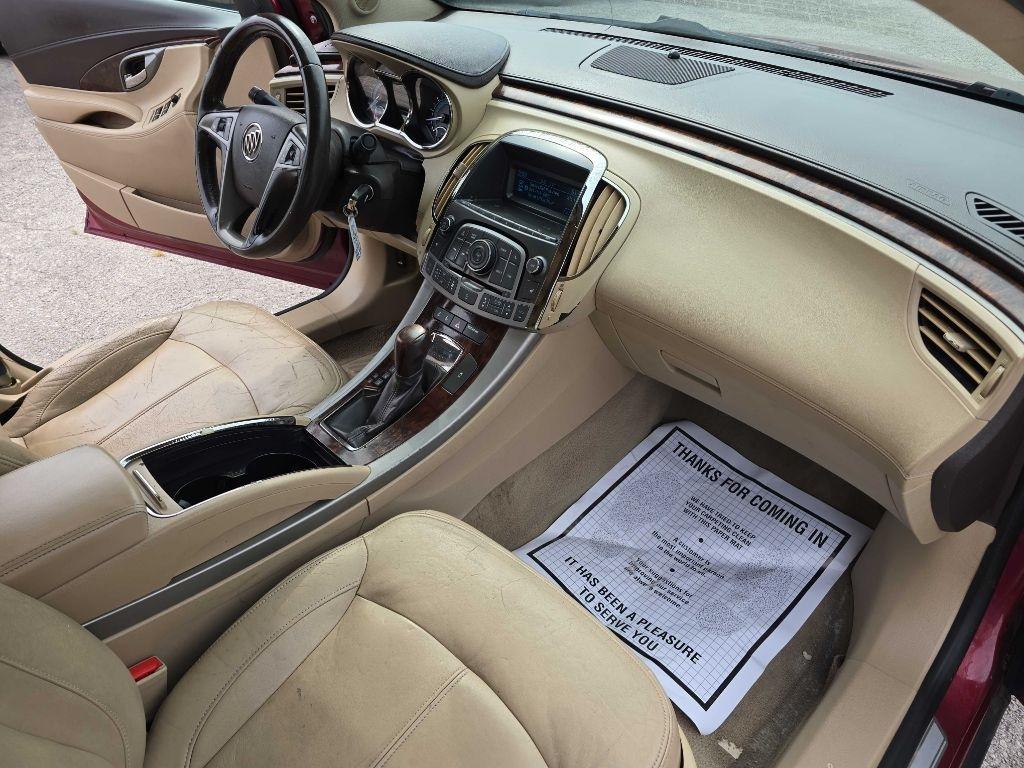 Buick LaCrosse 4dr Sdn CXL FWD 2011