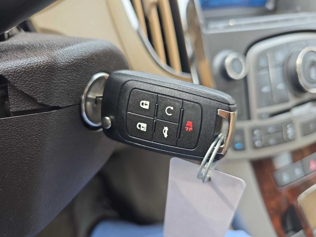 Buick LaCrosse 4dr Sdn CXL FWD 2011