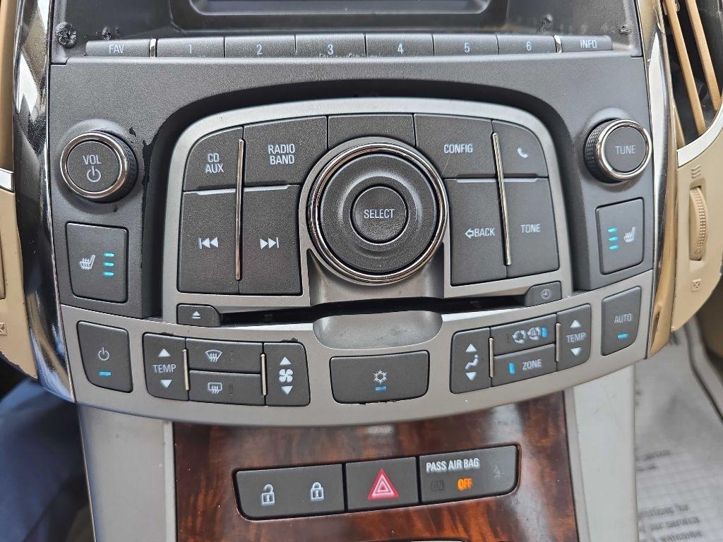 Buick LaCrosse 4dr Sdn CXL FWD 2011