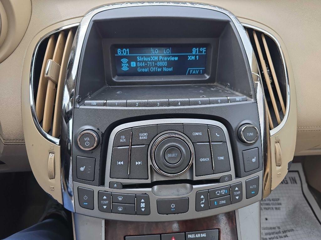 Buick LaCrosse 4dr Sdn CXL FWD 2011