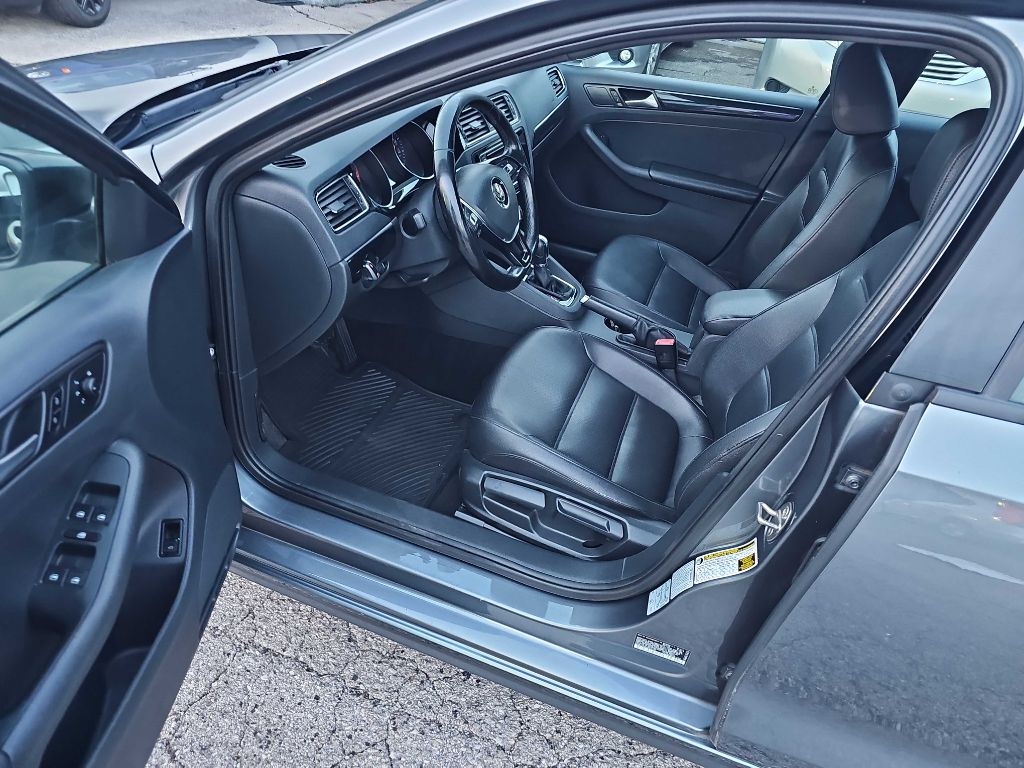 Volkswagen Jetta 1.8T SE Sport Auto 2018