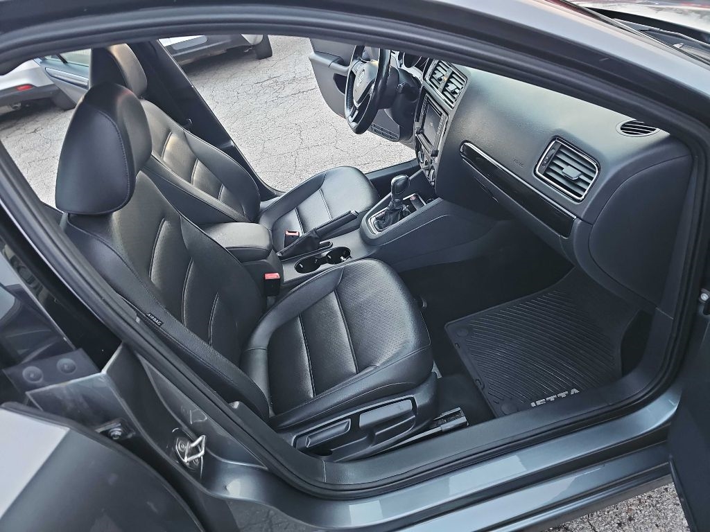 Volkswagen Jetta 1.8T SE Sport Auto 2018