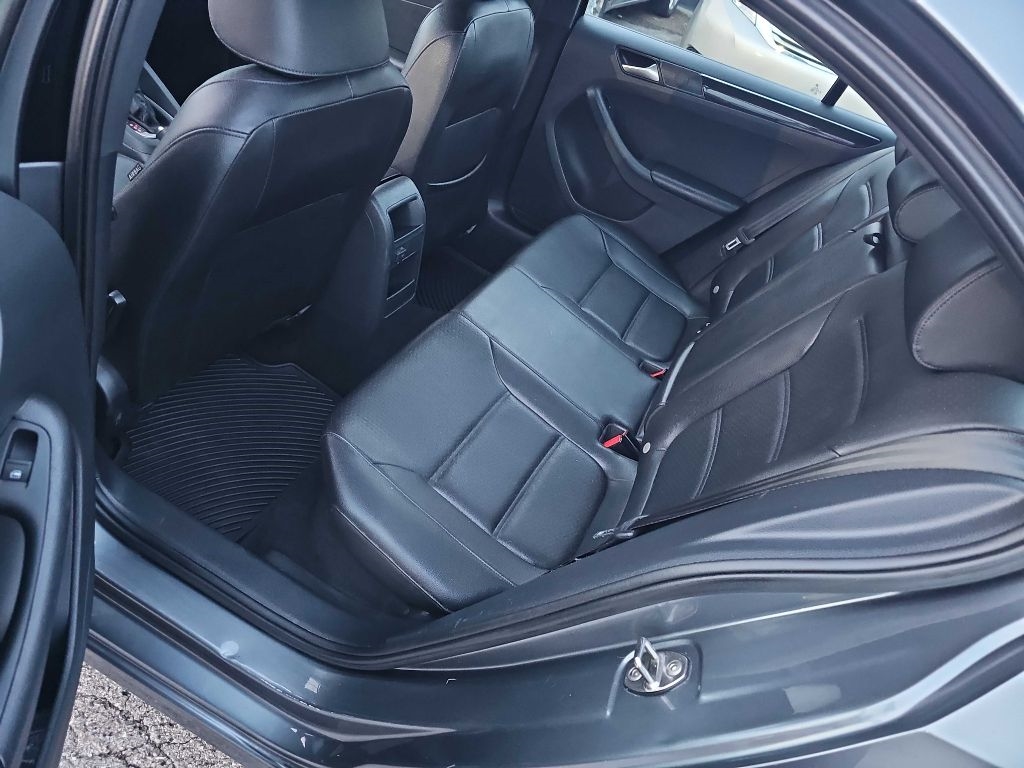 Volkswagen Jetta 1.8T SE Sport Auto 2018