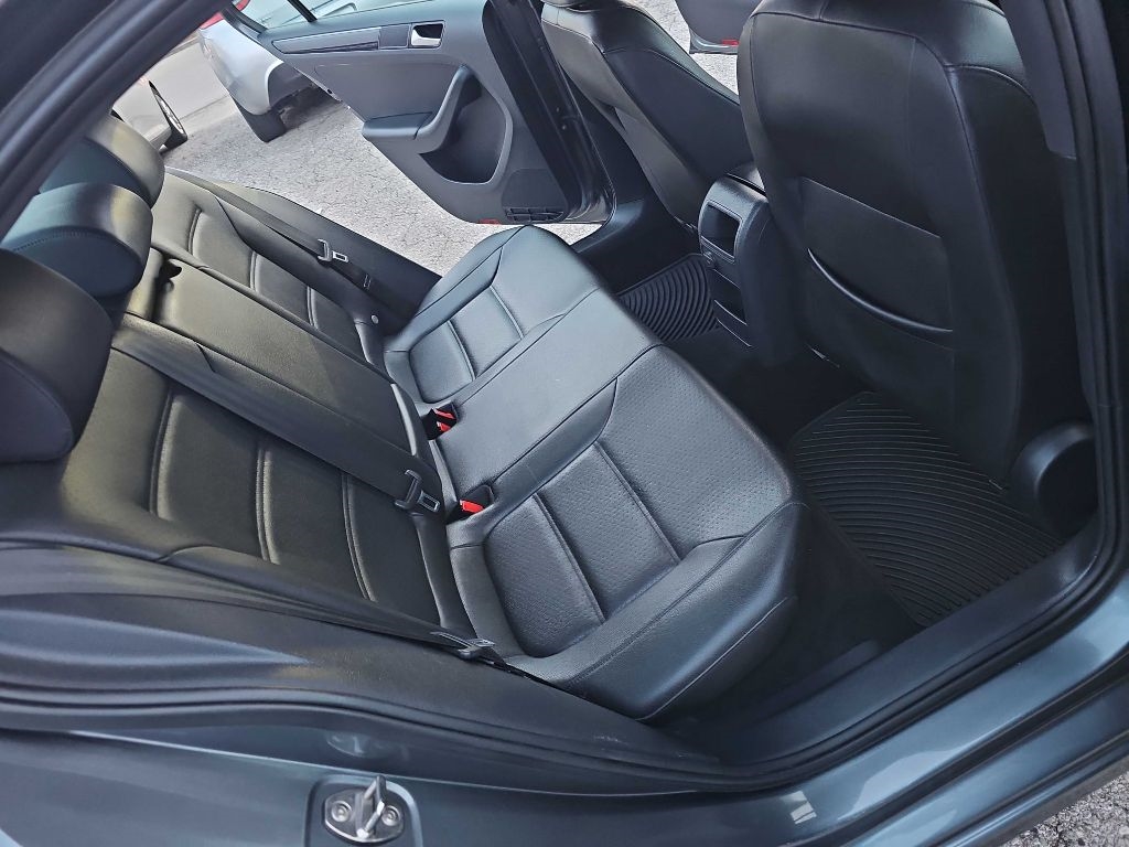 Volkswagen Jetta 1.8T SE Sport Auto 2018