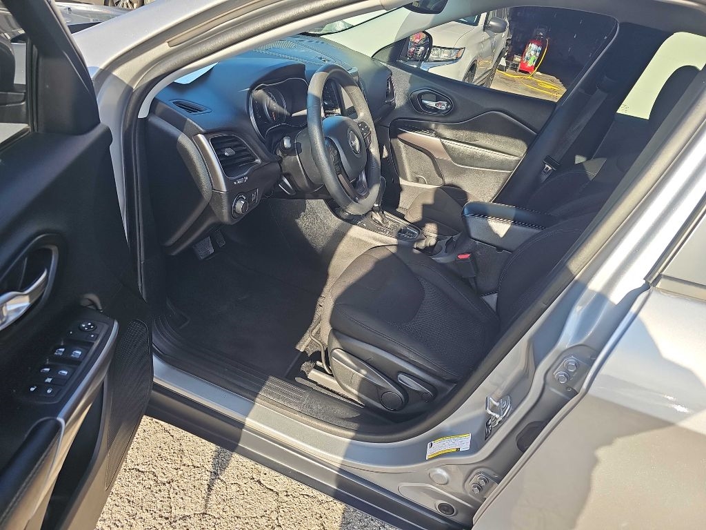 Jeep Cherokee Latitude 4x4 2021