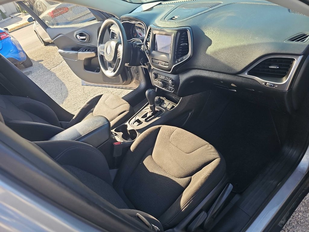 Jeep Cherokee Latitude 4x4 2021