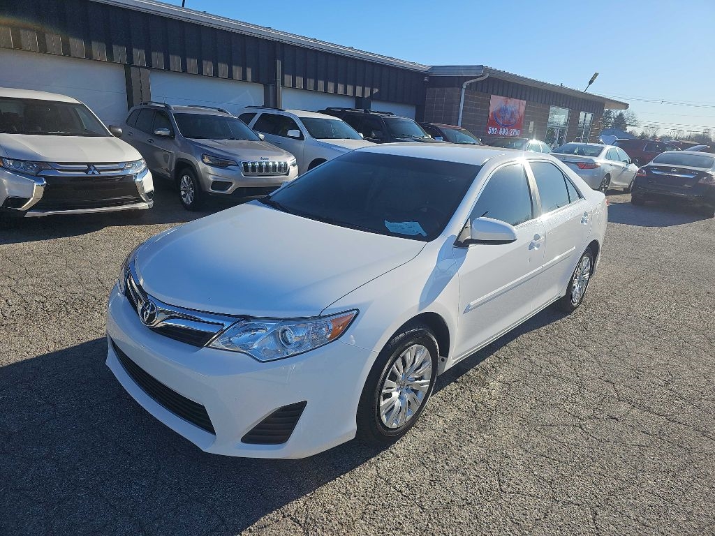 Toyota Camry LE 4D Sedan 2013