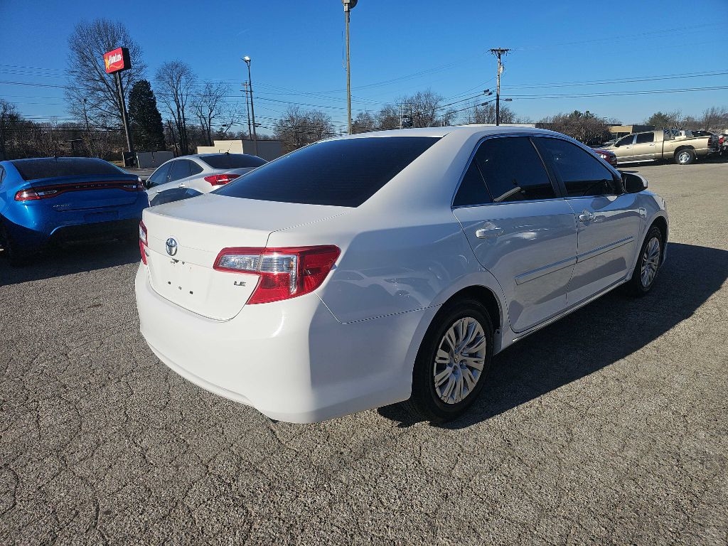 Toyota Camry LE 4D Sedan 2013
