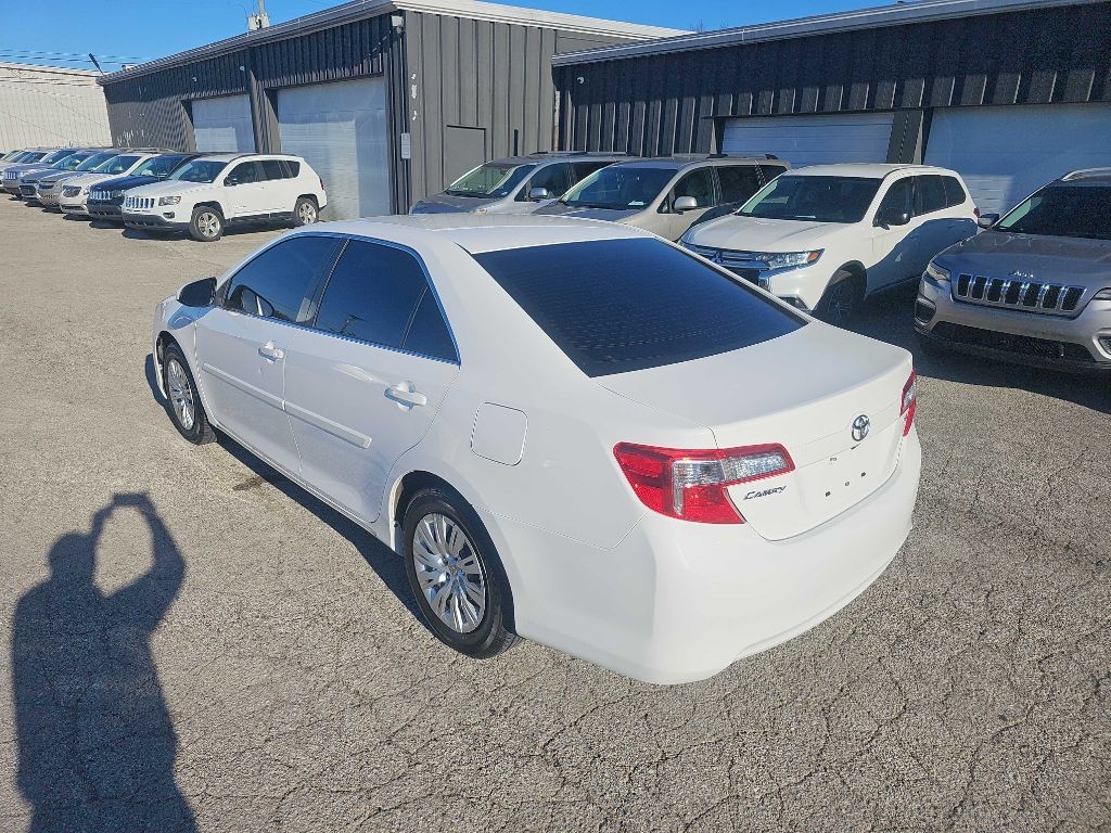 Toyota Camry LE 4D Sedan 2013