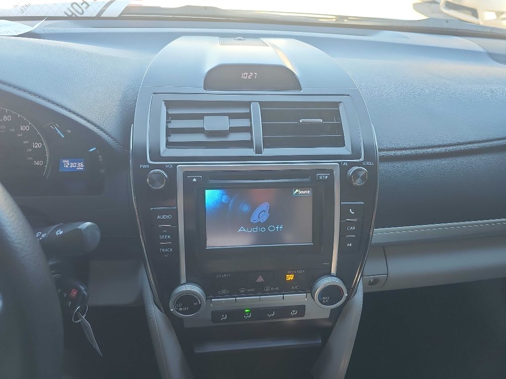 Toyota Camry LE 4D Sedan 2013