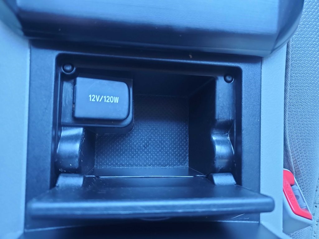 Toyota Camry LE 4D Sedan 2013