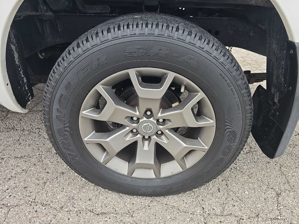 Nissan Frontier Crew Cab 4x4 SL Auto *Ltd Avail* 2017