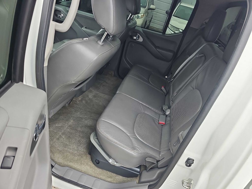 Nissan Frontier Crew Cab 4x4 SL Auto *Ltd Avail* 2017