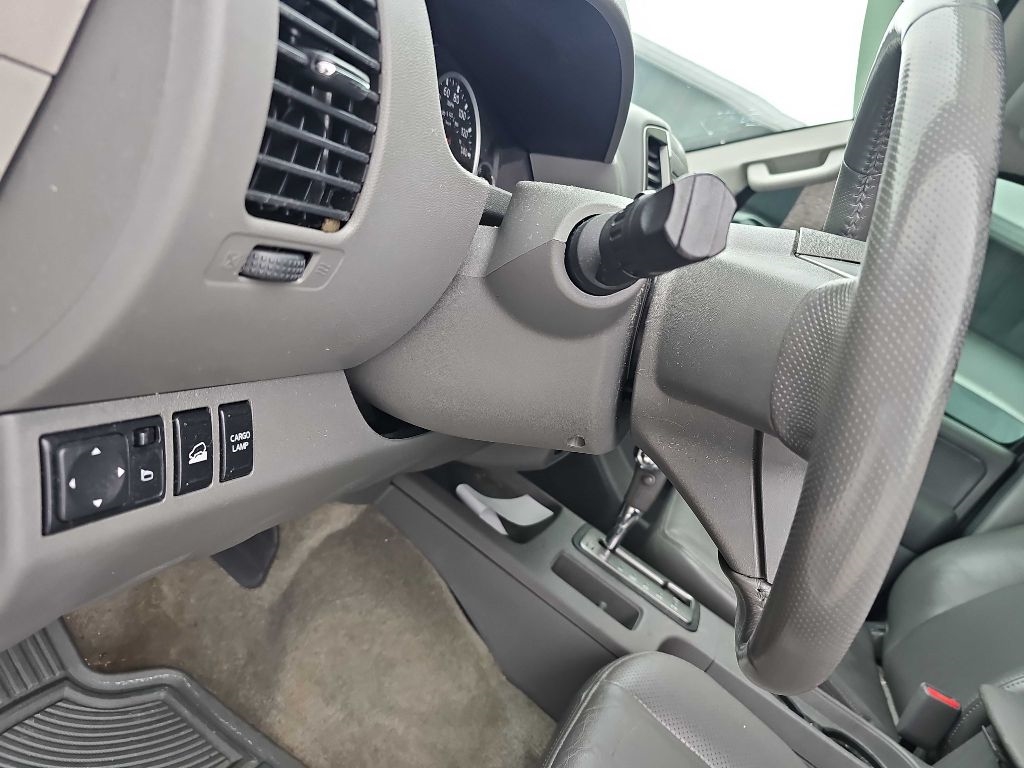 Nissan Frontier Crew Cab 4x4 SL Auto *Ltd Avail* 2017