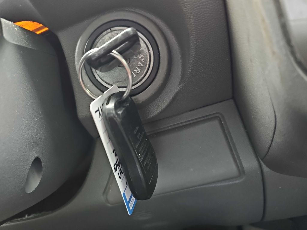 Nissan Frontier Crew Cab 4x4 SL Auto *Ltd Avail* 2017