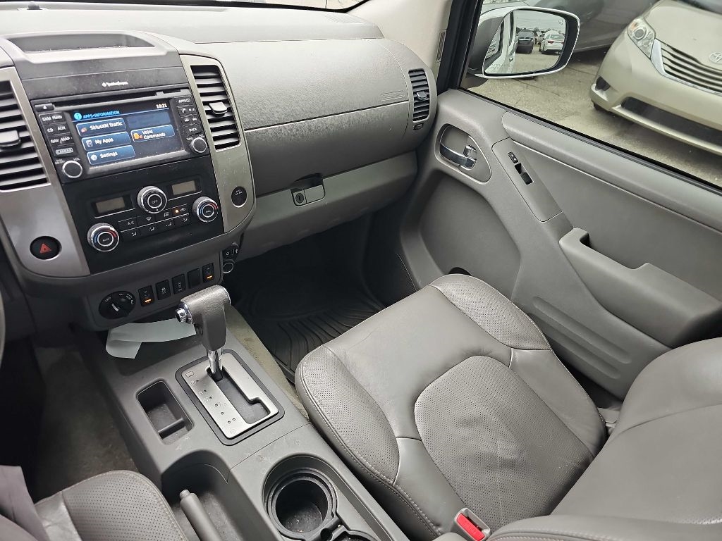 Nissan Frontier Crew Cab 4x4 SL Auto *Ltd Avail* 2017