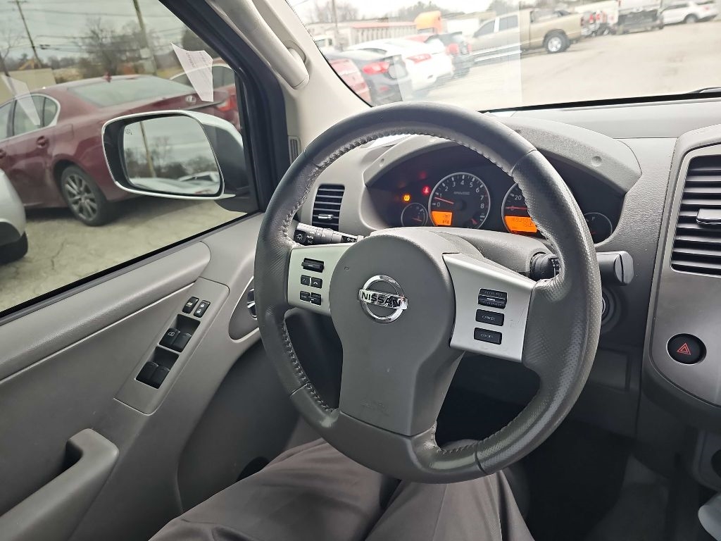 Nissan Frontier Crew Cab 4x4 SL Auto *Ltd Avail* 2017