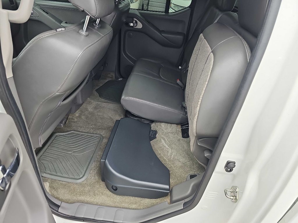 Nissan Frontier Crew Cab 4x4 SL Auto *Ltd Avail* 2017