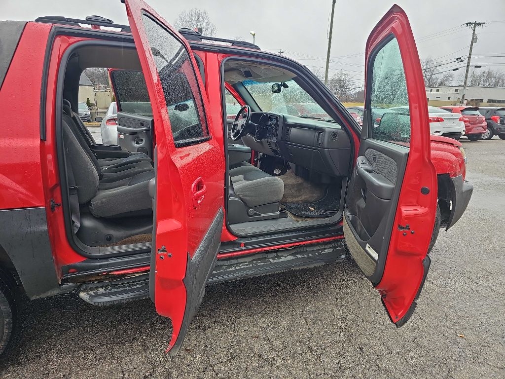 Chevrolet Avalanche  2003