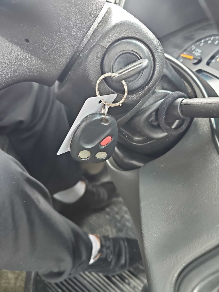 Chevrolet Avalanche  2003