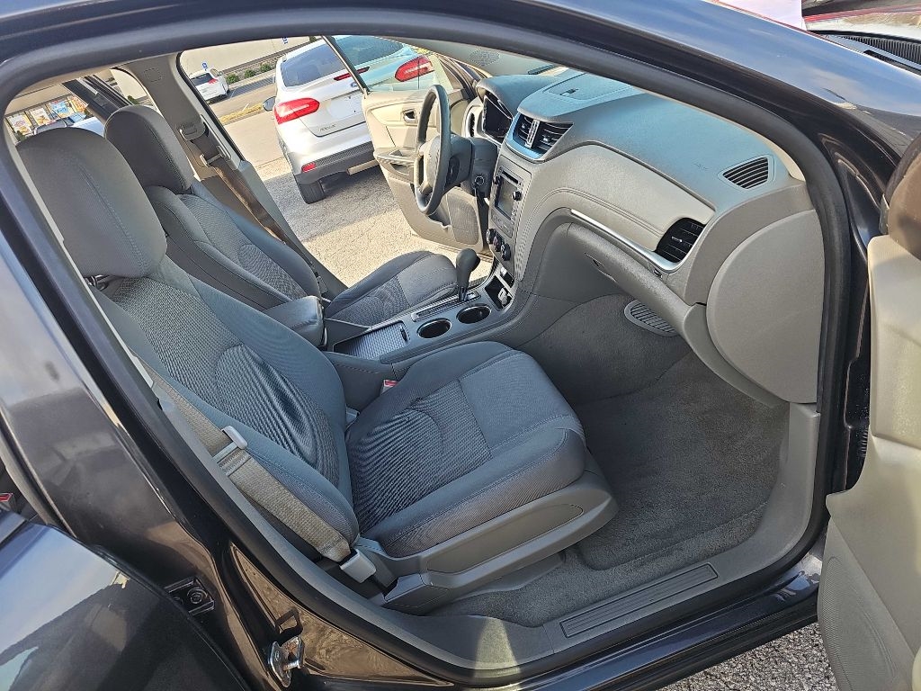 Chevrolet Traverse FWD 4dr LS 2015