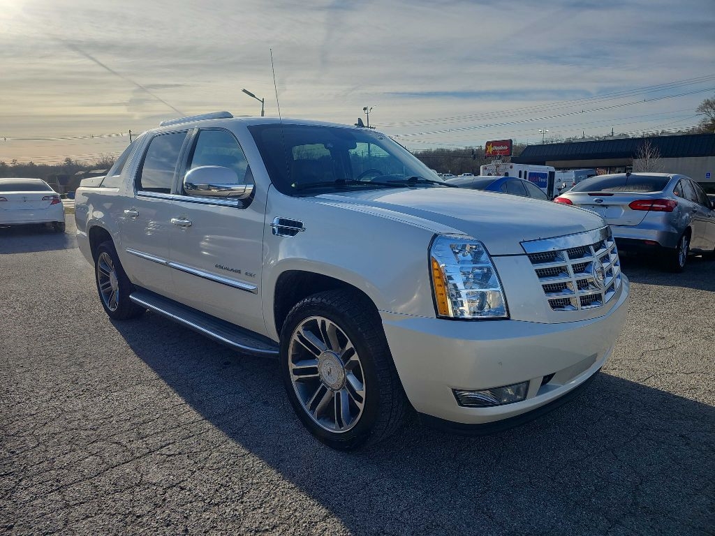 Cadillac Escalade EXT AWD 4dr Luxury 2012