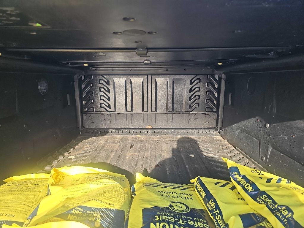 Cadillac Escalade EXT AWD 4dr Luxury 2012