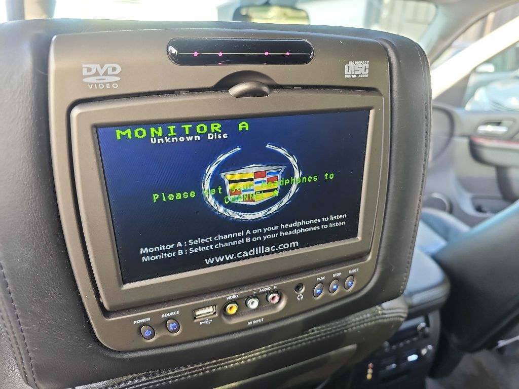 Cadillac Escalade EXT AWD 4dr Luxury 2012