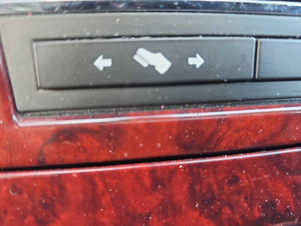 Cadillac Escalade EXT AWD 4dr Luxury 2012