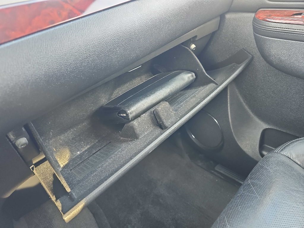 Cadillac Escalade EXT AWD 4dr Luxury 2012