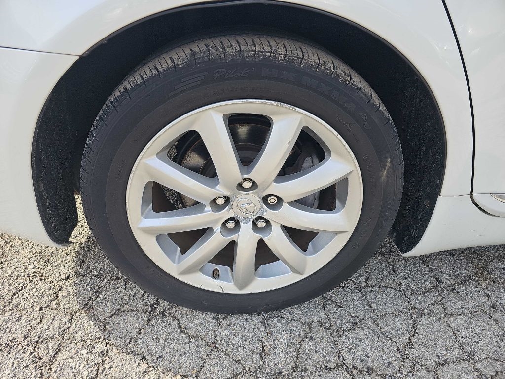 Lexus LS 460 Luxury Sedan 2008