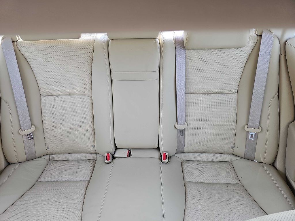 Lexus LS 460 Luxury Sedan 2008