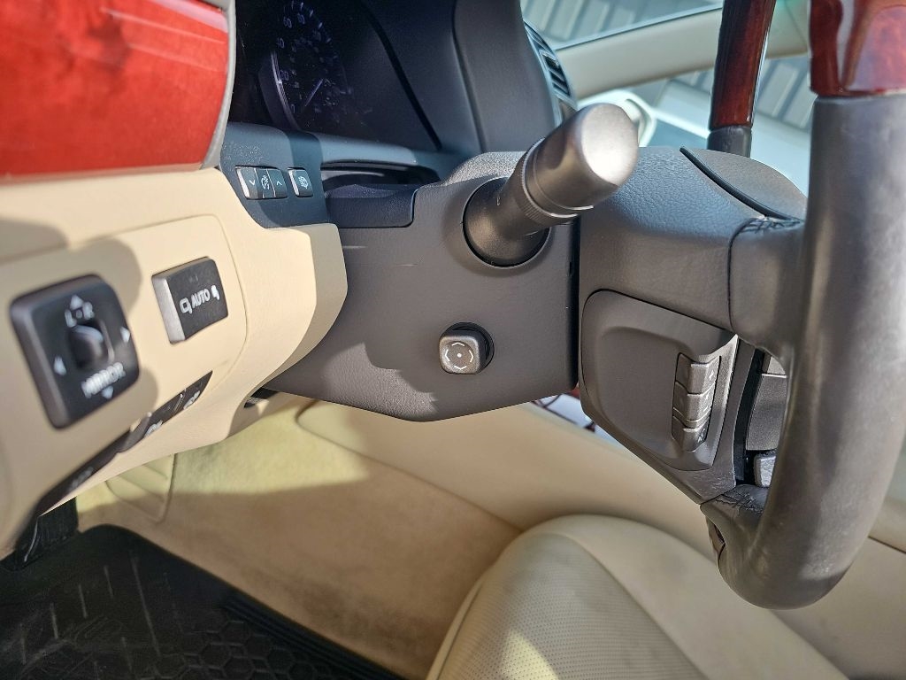 Lexus LS 460 Luxury Sedan 2008