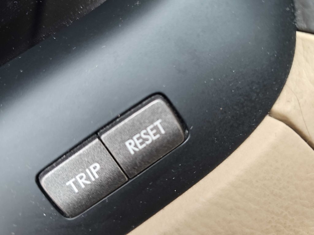 Lexus LS 460 Luxury Sedan 2008