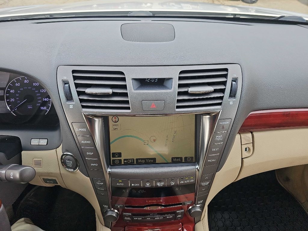 Lexus LS 460 Luxury Sedan 2008